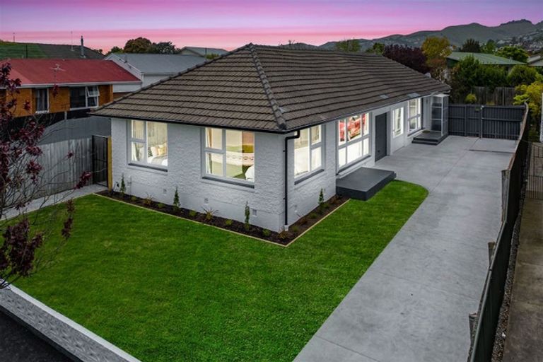 Photo of property in 1/84 Roberta Drive, Somerfield, Christchurch, 8024