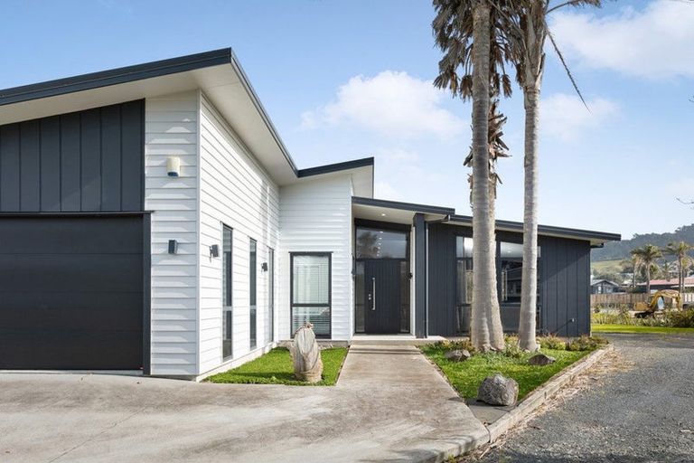 Photo of property in 11-13 Palm Grove, Waihi Beach, 3611