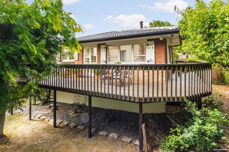 Photo of property in 4 Libra Street, Glen Eden, Auckland, 0602