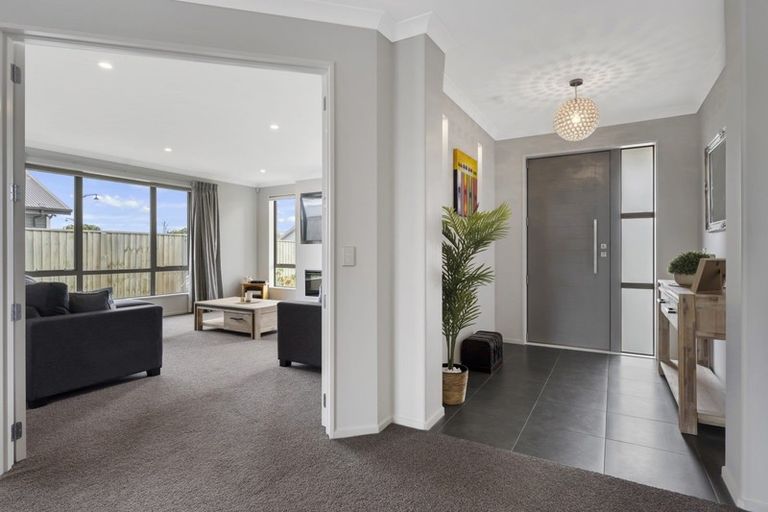 Photo of property in 11 Beachvale Drive, Kaiapoi, 7630