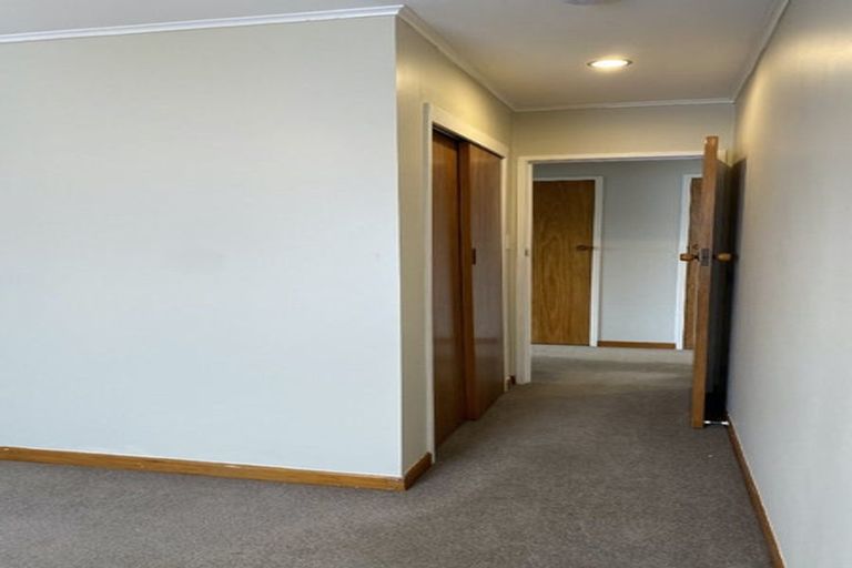 Photo of property in 60a Puketapu Road, Taradale, Napier, 4112