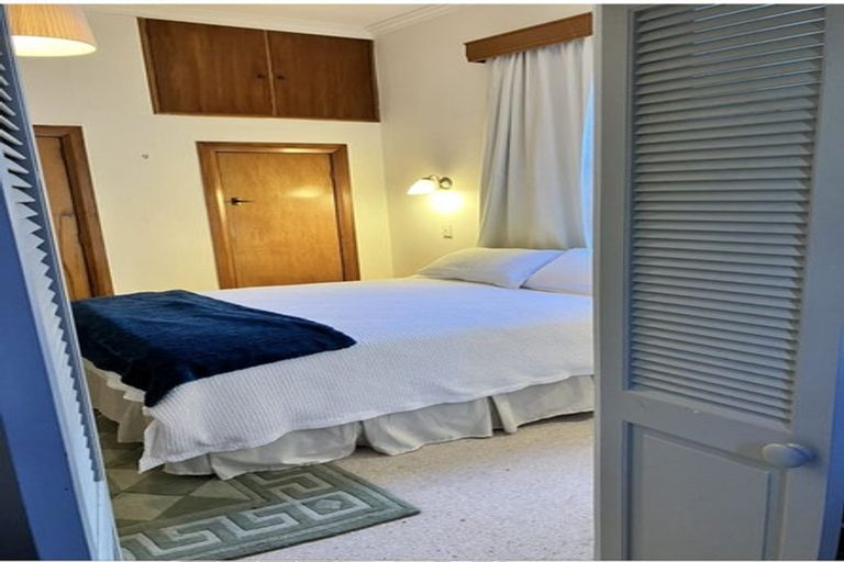 Photo of property in 7 Herald Terrace, Berhampore, Wellington, 6023