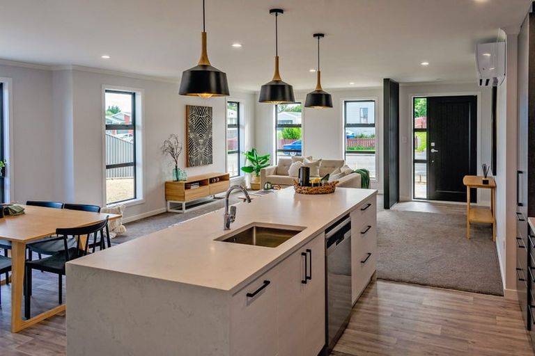 Photo of property in 9 Tukare Loop, Te Anau, 9600