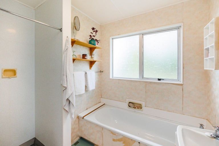 Photo of property in 12 Capri Place, Awapuni, Palmerston North, 4412