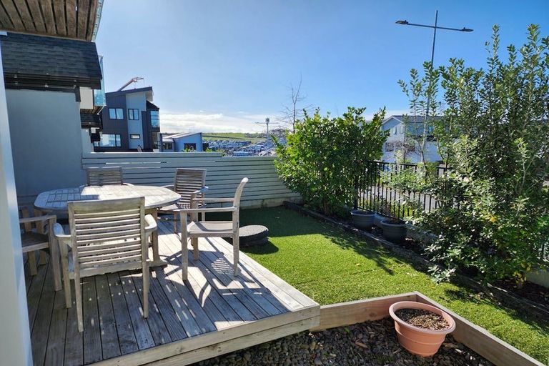 Photo of property in 66c Te Oneroa Way, Long Bay, Auckland, 0630