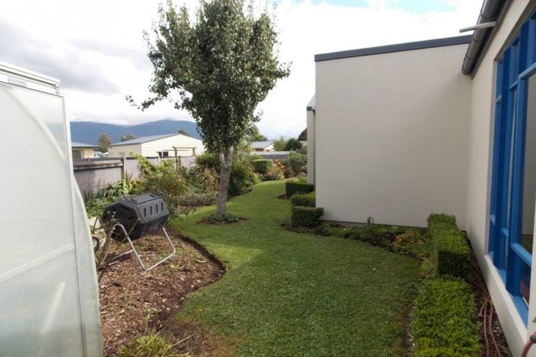 Photo of property in 5b Kepler Place, Te Anau, 9600
