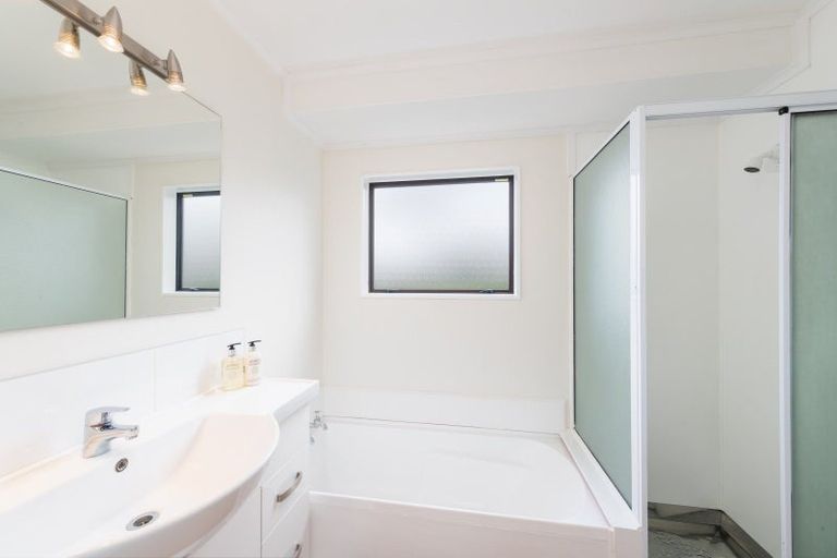 Photo of property in 21 Ward Street, Trentham, Upper Hutt, 5018