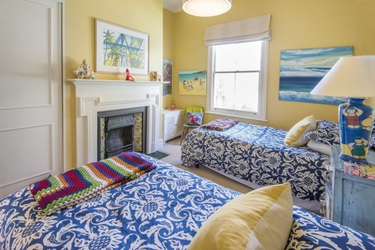 Photo of property in 43 King Edward Parade, Devonport, Auckland, 0624