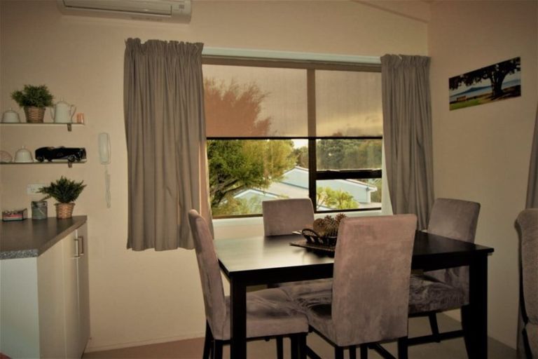 Photo of property in 5a Rangimaarie Crescent, Snells Beach, 0920