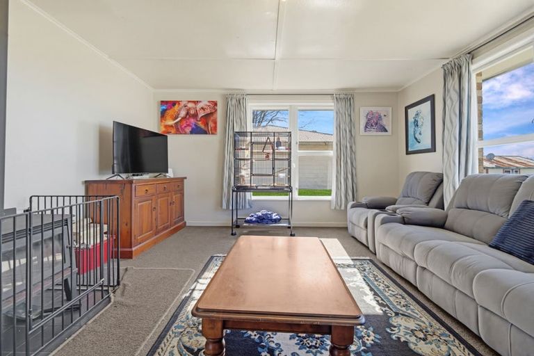 Photo of property in 11 Brookland Road, Western Heights, Rotorua, 3015
