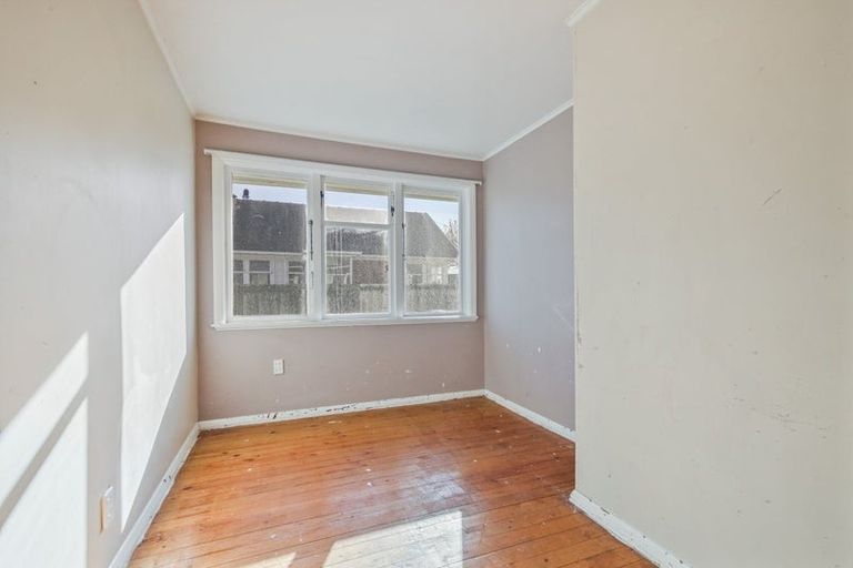 Photo of property in 6 Netley Place, Aranui, Christchurch, 8061