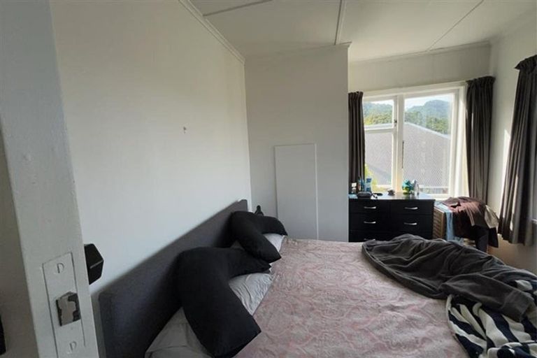 Photo of property in 16-20 Wickes Street, Cobden, Greymouth, 7802