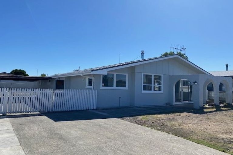 Photo of property in 55 Folkestone Drive, Flaxmere, Hastings, 4120