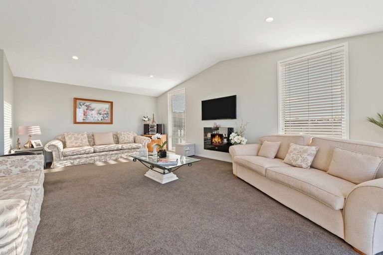 Photo of property in 42 Santa Maria Avenue, Mount Pleasant, Christchurch, 8081