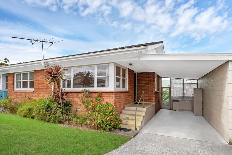 Photo of property in 2/62 Great South Road, Papatoetoe, Auckland, 2025