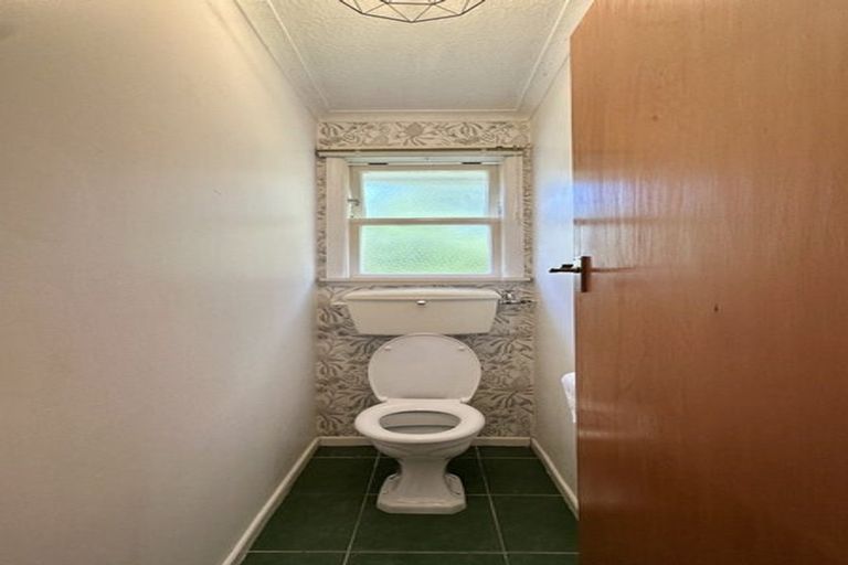 Photo of property in 44 Clouston Park Road, Clouston Park, Upper Hutt, 5018