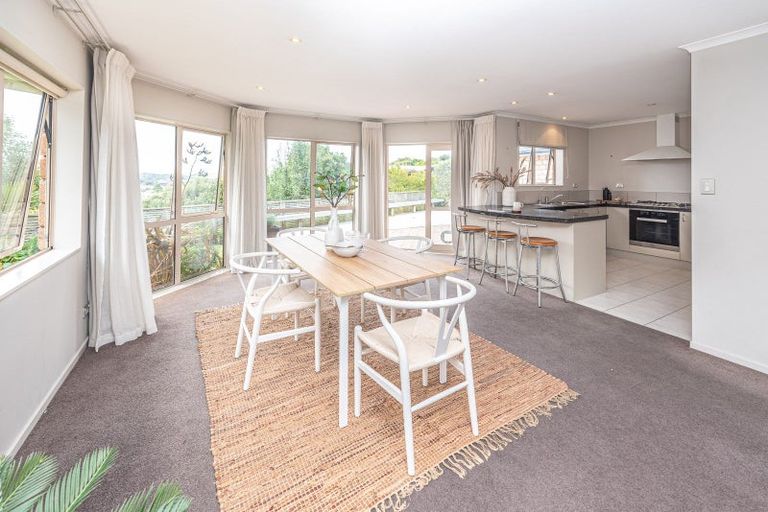 Photo of property in 64 Parkdale Drive, Aramoho, Whanganui, 4500