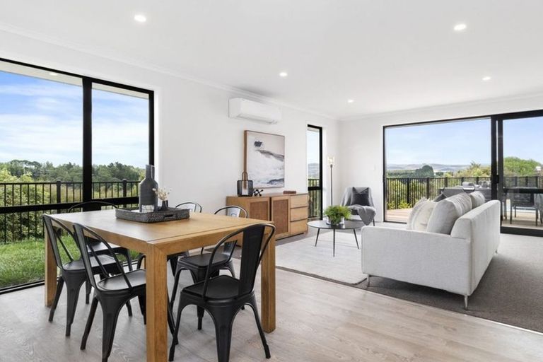 Photo of property in 32 Blacklock Road, Pyes Pa, Tauranga, 3112