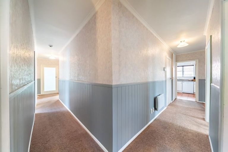 Photo of property in 31 Heretaunga Square, Silverstream, Upper Hutt, 5019