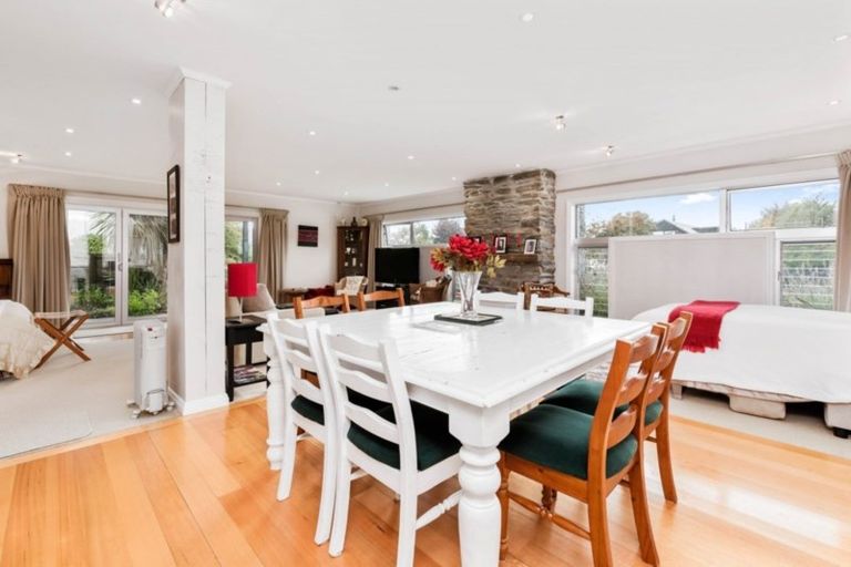 Photo of property in 33 Sargood Drive, Wanaka, 9305