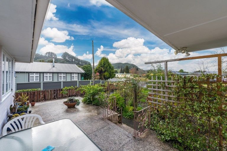 Photo of property in 17 Paraone Street, Taumarunui, 3920
