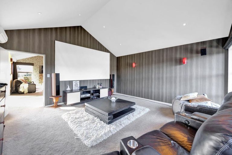 Photo of property in 1058 Mangorei Road, Mangorei, New Plymouth, 4371