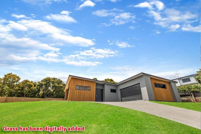 Photo of property in 194 Waitaha Road, Welcome Bay, Tauranga, 3112