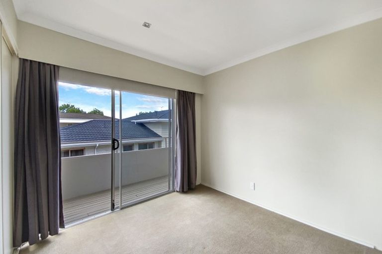 Photo of property in 211 Royal Road, Massey, Auckland, 0614