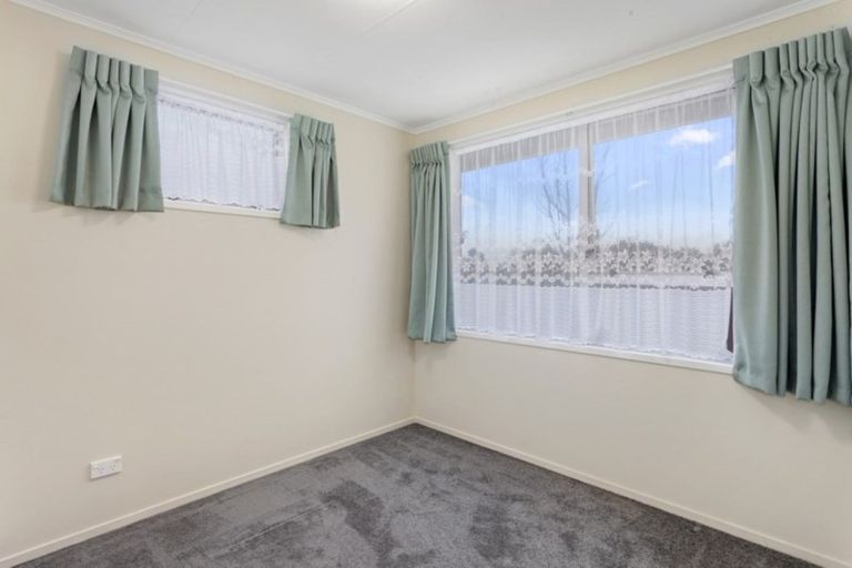 Photo of property in 37 Puriri Crescent, Edgecumbe, 3120