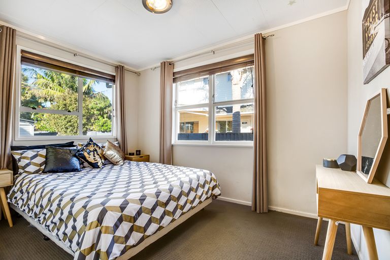 Photo of property in 7 Tampin Road, Hillpark, Auckland, 2102