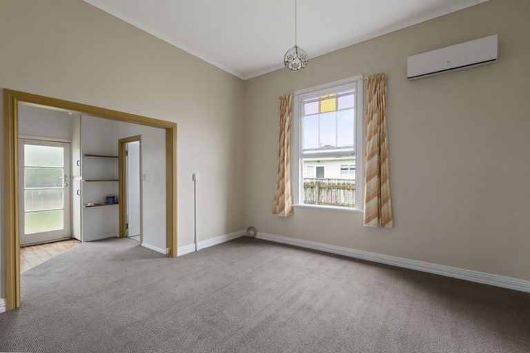 Photo of property in 10a Douglas Street, Levin, 5510