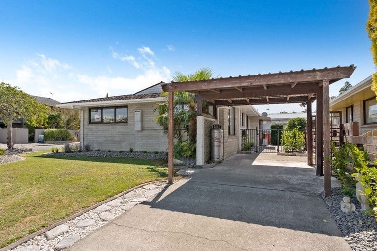 Photo of property in 1 Cobham Place, Solway, Masterton, 5810