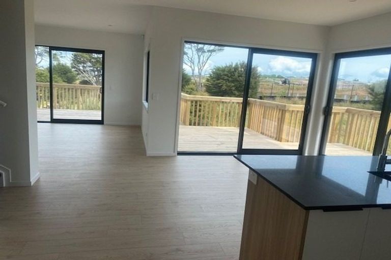 Photo of property in 42 Mahutonga Avenue, Beachlands, Auckland, 2018