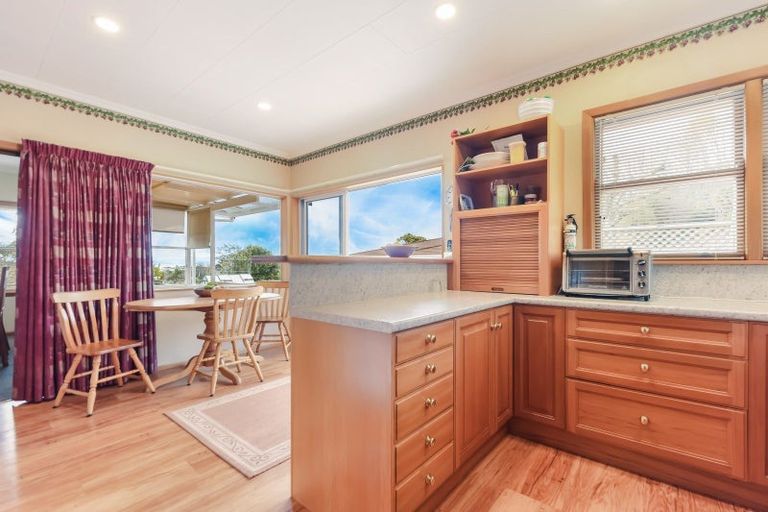 Photo of property in 21 Arapiki Road, Stoke, Nelson, 7011