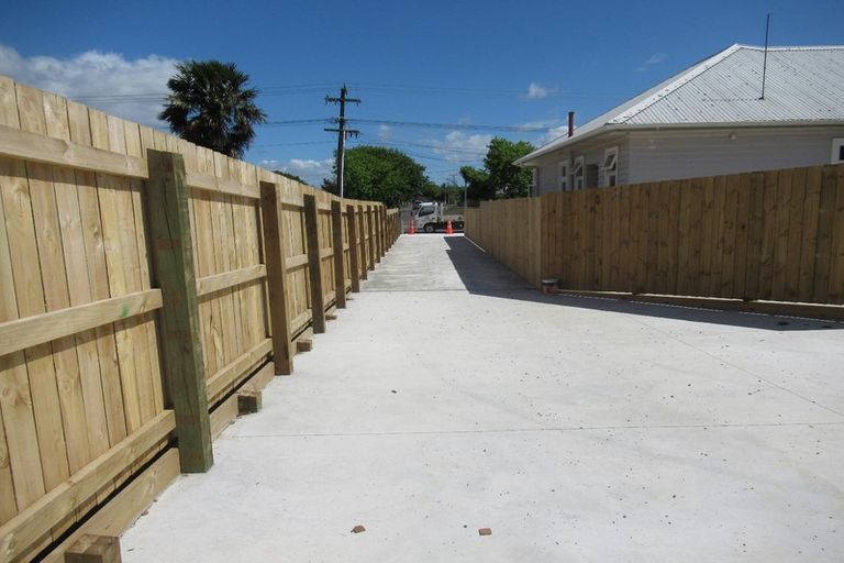 Photo of property in 24a Kings Drive, Levin, 5510