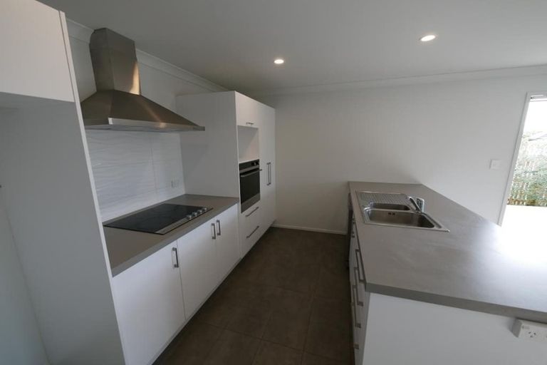 Photo of property in 2 Matawai Puna Drive, Pukekohe, 2120