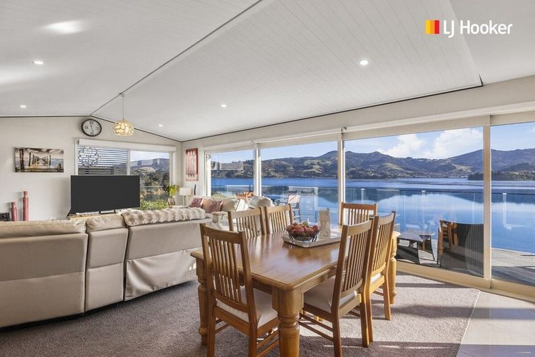 Photo of property in 35a Oxley Crescent, Broad Bay, Dunedin, 9014