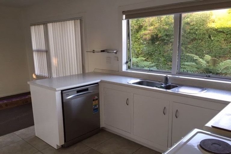 Photo of property in 2/50a Taharoto Road, Takapuna, Auckland, 0622