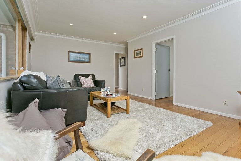 Photo of property in 1/12 Eban Avenue, Hillcrest, Auckland, 0627