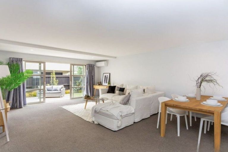 Photo of property in 4/75 Burke Street, Addington, Christchurch, 8024