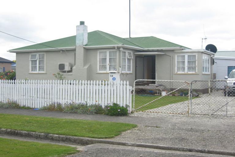 Photo of property in 14 Sedcole Street, Pahiatua, 4910