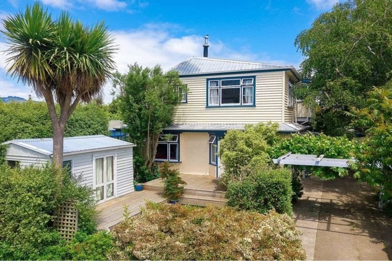 Photo of property in 33 Browning Street, Sydenham, Christchurch, 8023