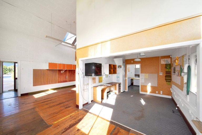 Photo of property in 105 High Street South, Eltham, 4322