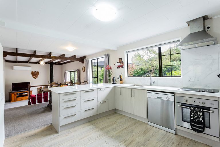 Photo of property in 43 Glenross Street, Glenross, Dunedin, 9011