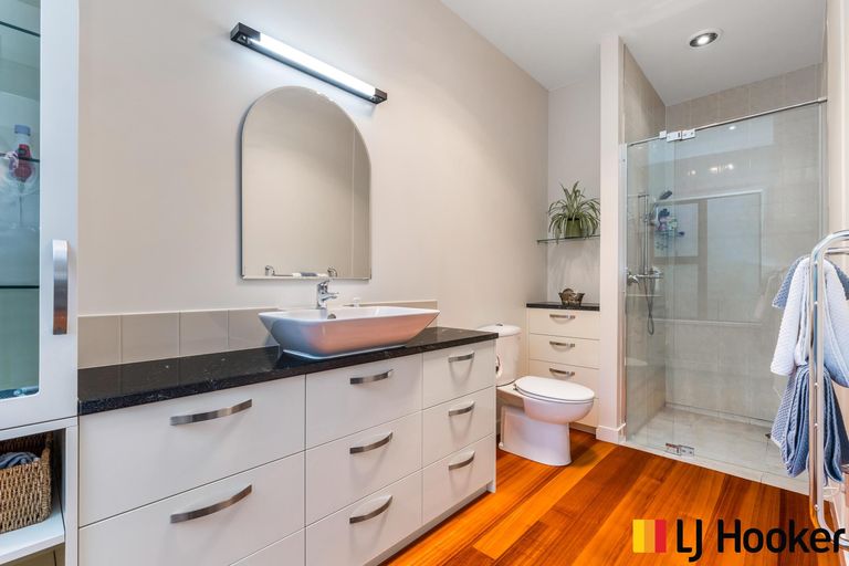 Photo of property in 39 Harry Dreadon Road, Opaheke, Papakura, 2584