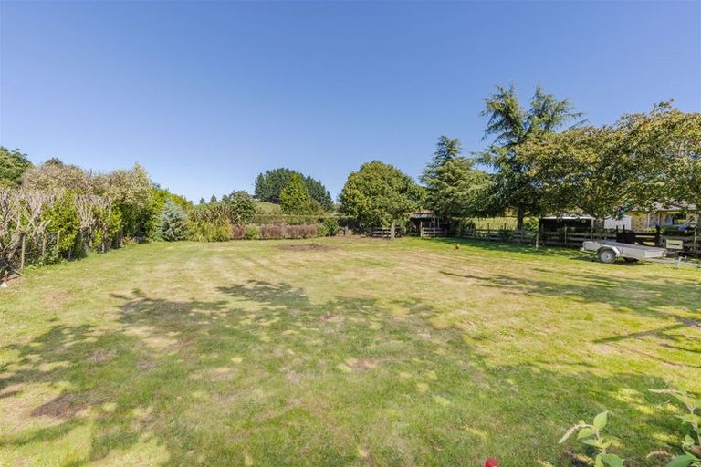 Photo of property in 37 Mangauika Road, Pirongia, Te Awamutu, 3876