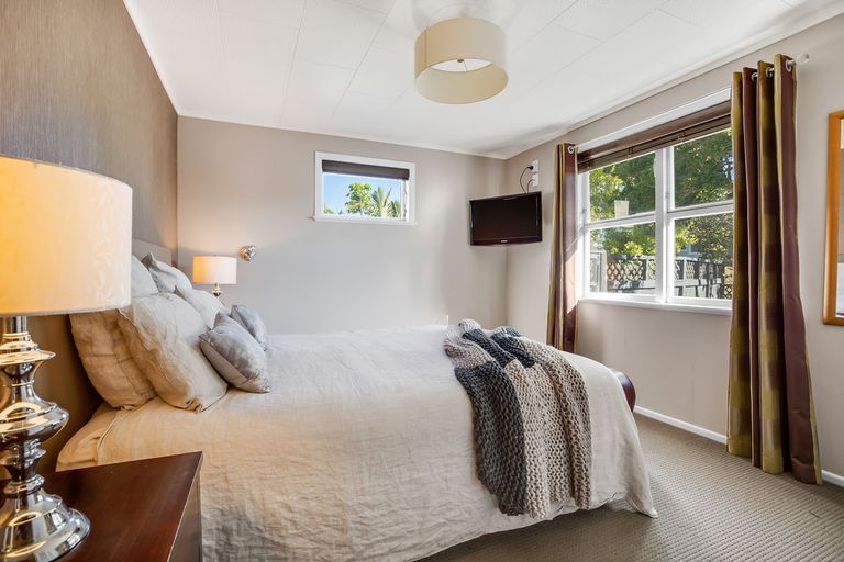 Photo of property in 7 Tampin Road, Hillpark, Auckland, 2102