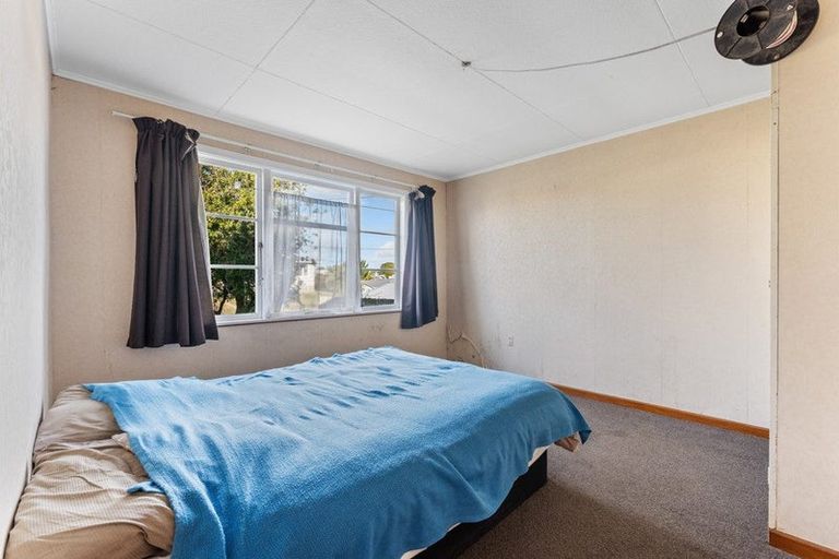 Photo of property in 12 Burns Street, Tawhero, Whanganui, 4501