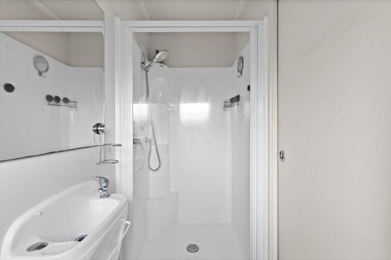 Photo of property in 24 Mcnaughton Place, Onekawa, Napier, 4110