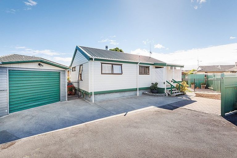 Photo of property in 63a Rangitane Street, Palmerston North, 4414